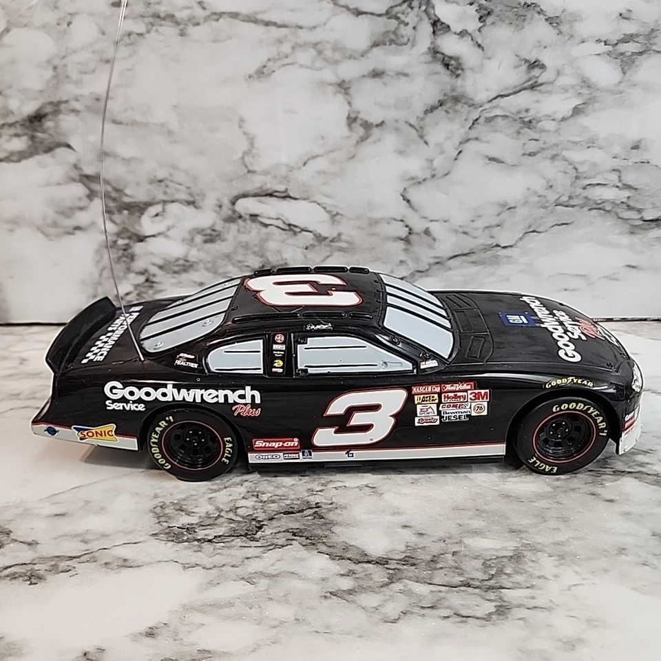 2003 Dale Earnhardt Sr Chevy Monte Carlo радиоуправляемый автомобиль 1:18 непроверенный 27 МГц без пульта дистанционного управления - Изображение 3 из 4