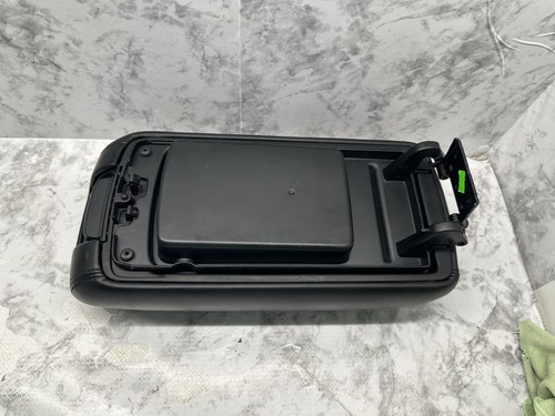 2014-2017 Jeep Grand Cherokee Front Floor Console Black Leather Armrest Lid Only - Picture 6 of 17