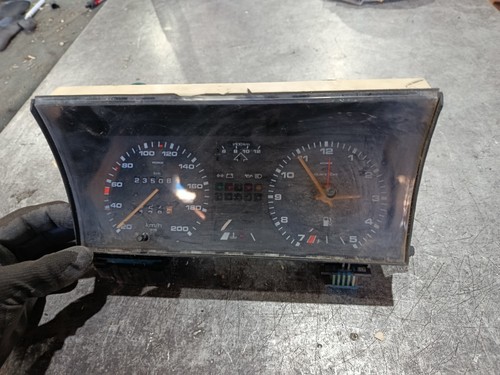 VW Passat B2 Kombiinstrument Tacho Tachometer Tank Uhr MOTOMETER 5440118200