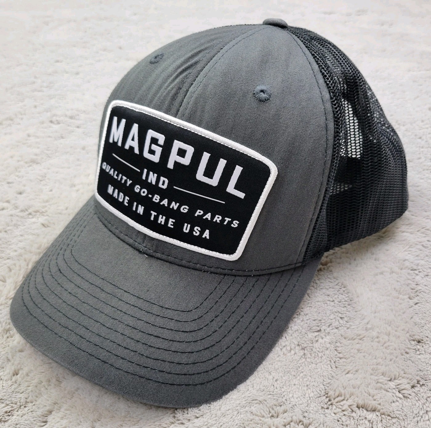 Mens One Size Gray Black Mesh Back Usa Made Guns