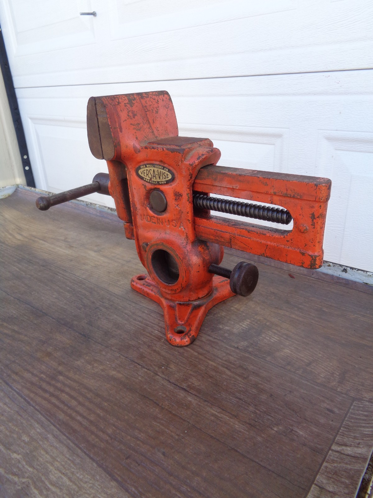 Vintage Will-Burt Versa-Vise Gunsmith Workshop Pivoting Bench Vise w/Base