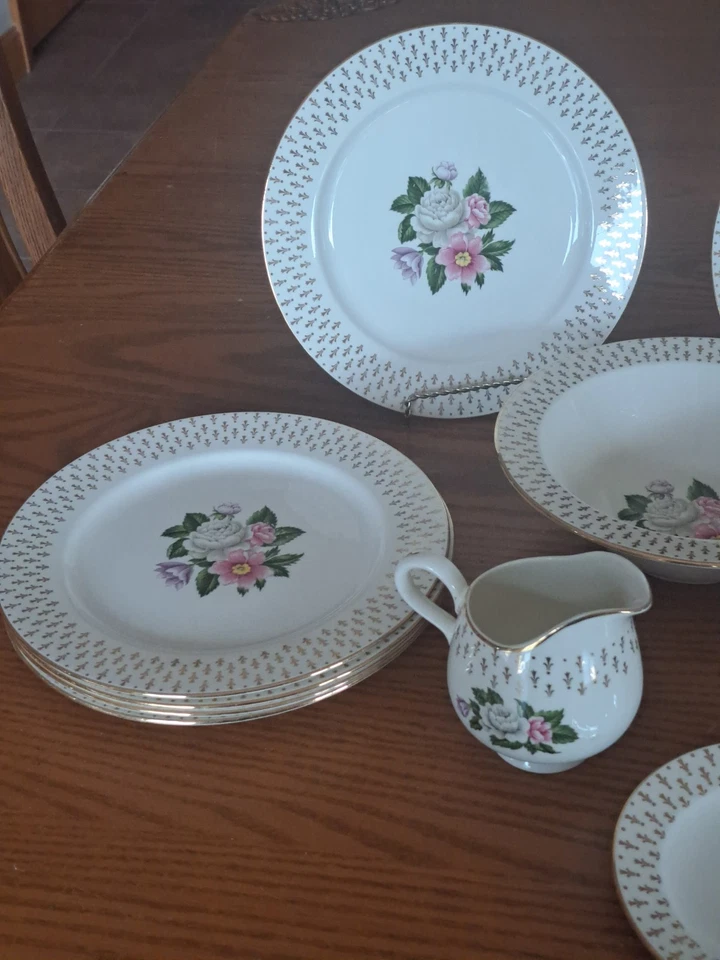 Vajilla Homer Laughlin Gold Fleur White Imperial Lifetime China Co 26 piezas Foto 4 de 4