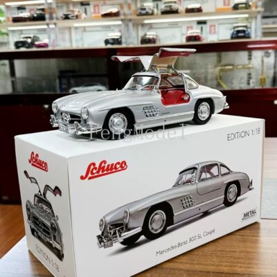 シュコー 1/18 メルセデス 300 SL W198 ガルウィング 1954-1957