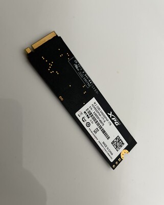 Y*r様 ADATA XPG SX6000PNP 2TB M.2 SSD s-l400.jpg