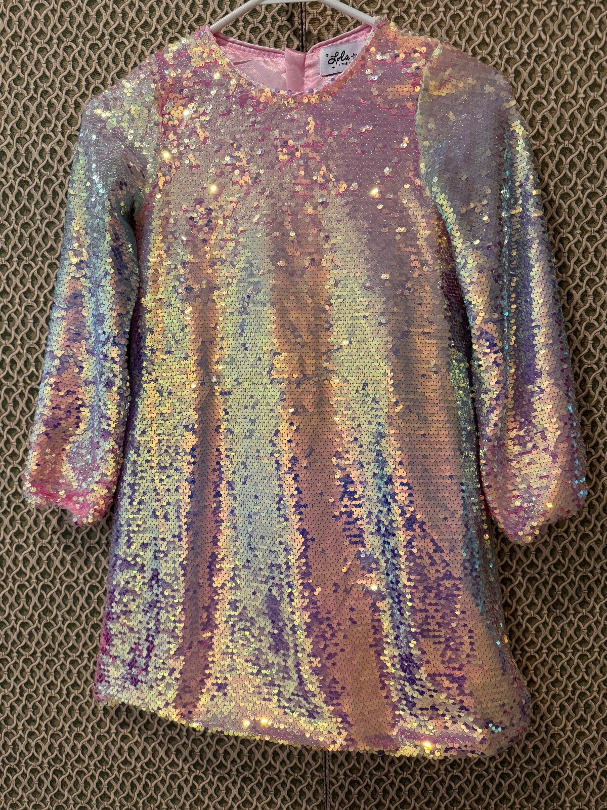 Picture 1 of 4