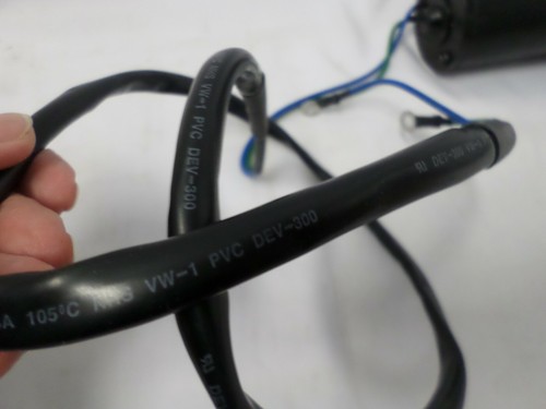 Motor de ajuste de inclinación eléctrica para Yamaha montaje de 3 pernos 2 cables 690 Taiwán 297/07110632 - Imagen 9 de 12