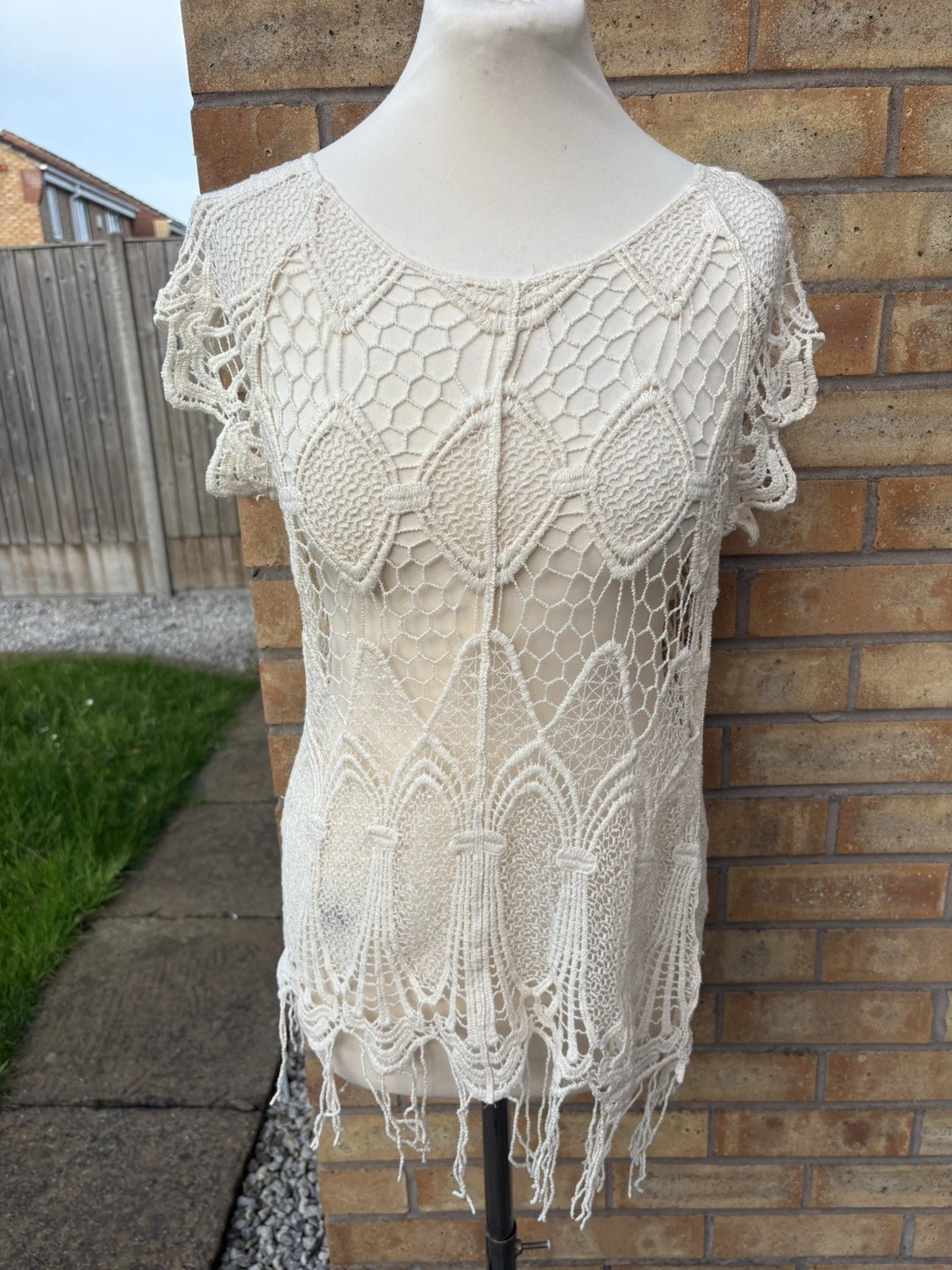 Vintage Pinky Cream Boho Crotchet Top Lace Detailing and Fringe Hem Size M Y2K