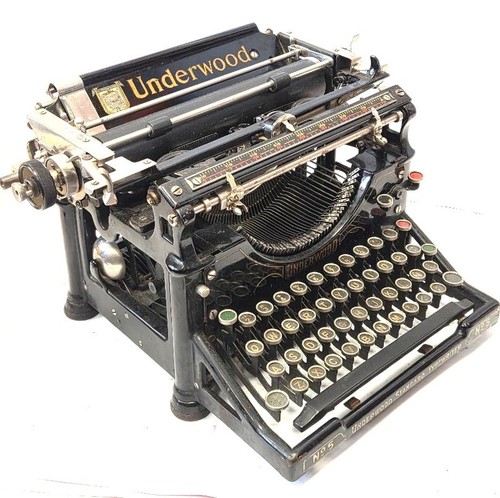 Antigua maquina de escribir UNDERWOOD nº5 teclado español con Ñ Typewriter 1930