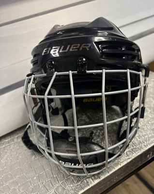 Bauer RE-AKT 100 YTH Youth Full Face Hockey Helmet w/ Cage Chin Strap Black