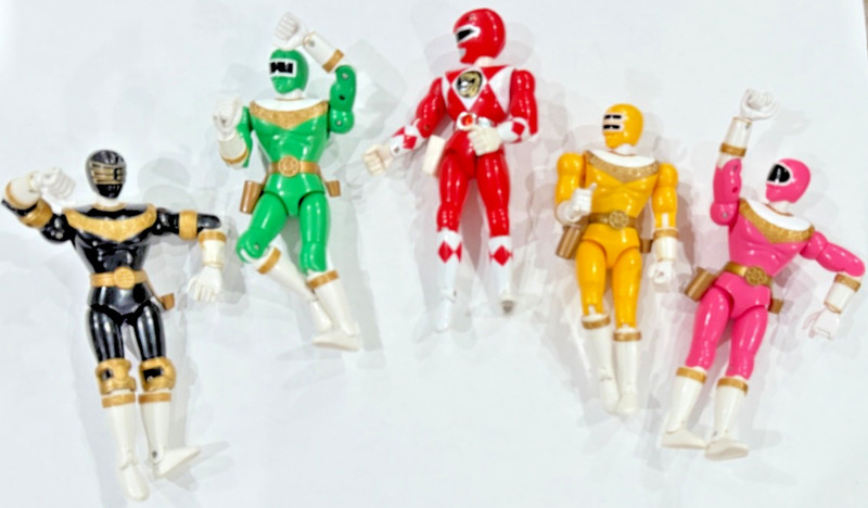 Vintage 1995 Bandai MMPR 8"  Action figs - Red Pink Green White Yellow Black