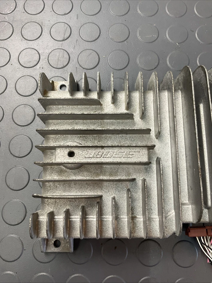 AMPLIFICADOR SISTEMA ENVOLVENTE ESTÉREO AUDIO RADIO AMPLIFICADOR INFINITI JX35 QX60 13-20 OEM Foto 2 de 4