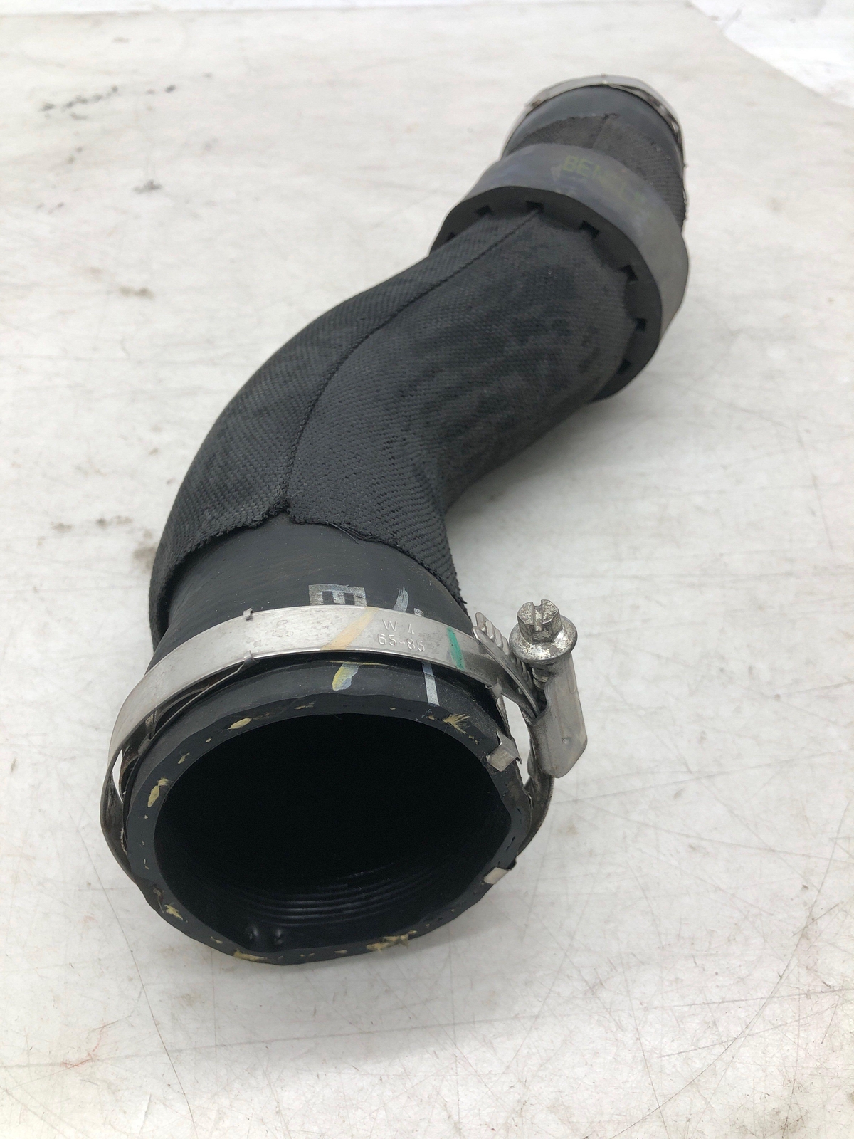 2016-2020 BENTLEY BENTATGA OEM 6.0L W12 RIGHT AIR INTAKE TUBE DUCT PIPE