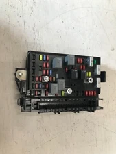 J5F Saab 05-09 97X Trailblazer Envoy Fuel Box 25925581