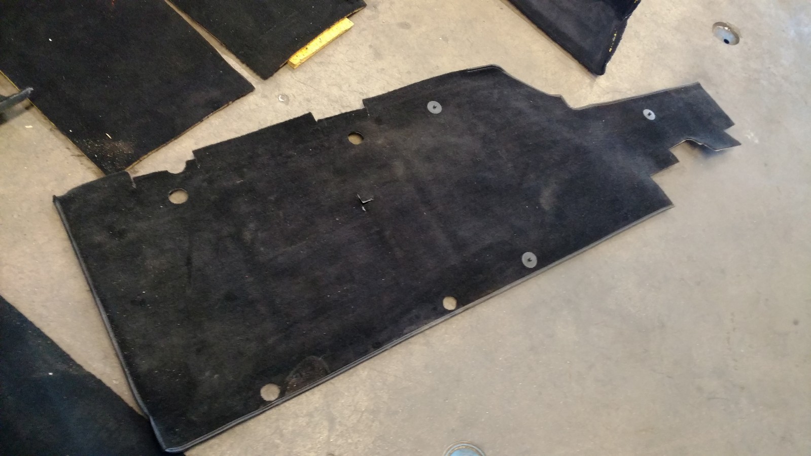 LAMBORGHINI GALLARDO INTERIOR CARPET COVERING SET OEM 