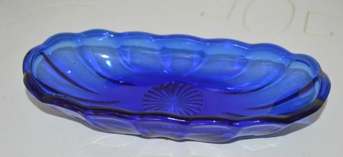 VTG ANCHOR HOCKING BLUE GLASS BANANA SPLIT DISH RELISH CANDY SERVING BUTTER VGC