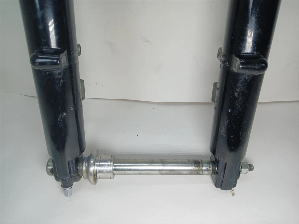 Horquillas Street Glide 2006 Harley-Davidson suspensión delantera triple árbol Foto 4 de 4