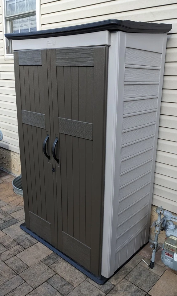 RUBBERMAID Big Max 2 Ft. 6 In. X 4 Ft. 3 In. Large Vertical Resin Storage Shed - Image 2 of 4