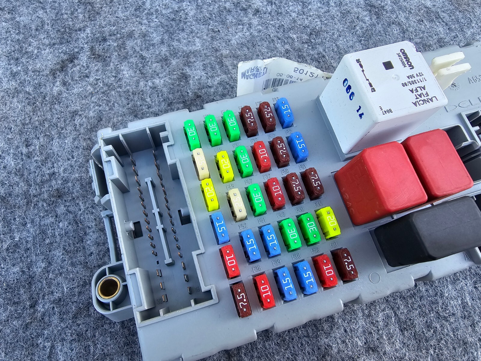 FRONT RELAY FUSE BOX MODULE OEM 08-19 MASERATI GRANCABRIO GRANTURISMO M145