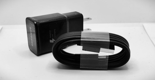 Samsung Galaxy S21 5G blanco, AT&T, líneas en pantalla - Imagen 5 de 5