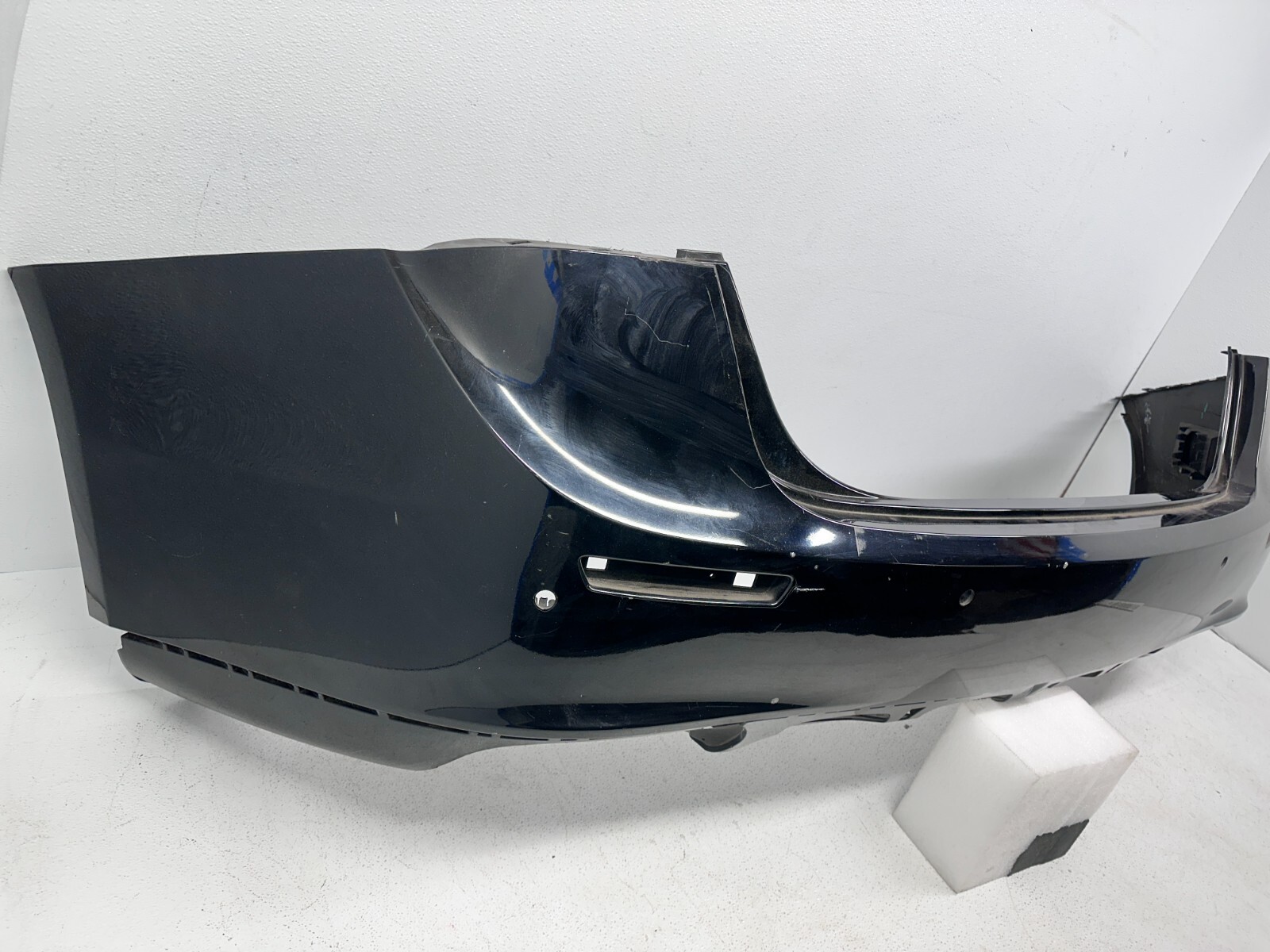 2014-2017 Maserati Ghibli M157 Rear bumper cover OEM 670010943 Black