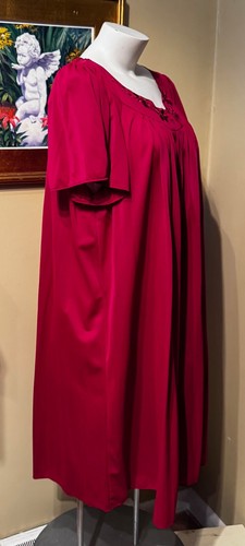 MISS ELAINE ~ DARK CHERRY RED ~ FLORAL EMBROIDERED TRICOT SHORT NIGHTGOWN ~ 3X - Picture 7 of 10