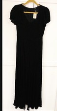 NWT Forever 21 Black Maxi Dress Short Sleeves with Middle Slit Size Small