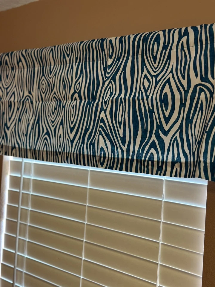 Cobertura de cortina moderna para janela granulação de madeira geométrica azul fazenda 54x15 - Imagem 4 de 4