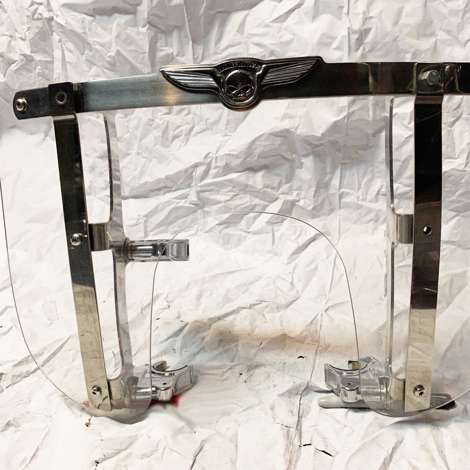 HarleyDavidson Detachable Windshield w/Skull & Wings Emblem 18" Wind