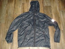 NWOT New Balance black lightweight windbreaker hooded jacket men's M RN130893