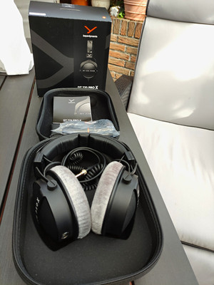 beyerdynamic DT 770 PRO X Over-Ear Kopfhörer 3,5 mm abnehmbares Kabel