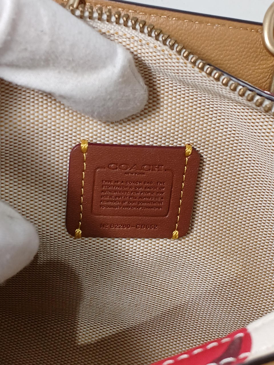 Authentic Cherry Pattern Shoulder Bag Model CB652… - image 13