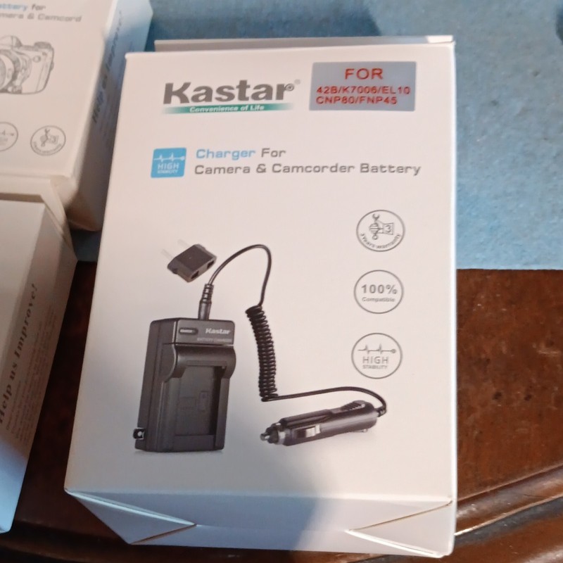 Kastar White Charger for Canon Camera/Camcorder EL10 CNP80 FNP45 K7000