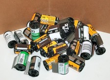 30 Contenitori metallo vuoti con linguetta rullini fotografici pellicola 35 mm