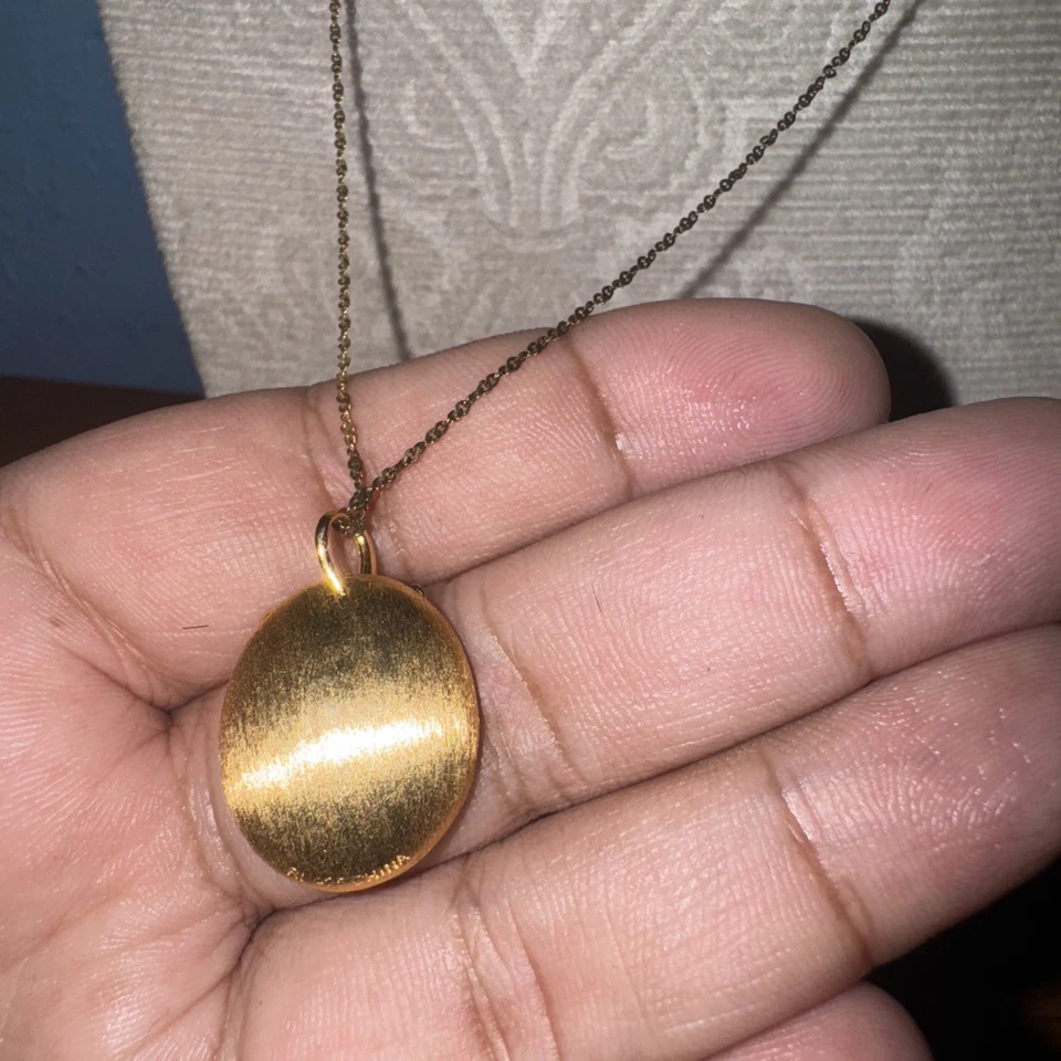 Colgante chapado en oro de 18kt para mujer Foto 3 de 4