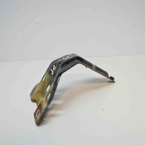 VW EOS 1F7, 1F8 Kotflügelhalter vorne rechts 1Q0821136 2.0 Diesel 103kw 10529321