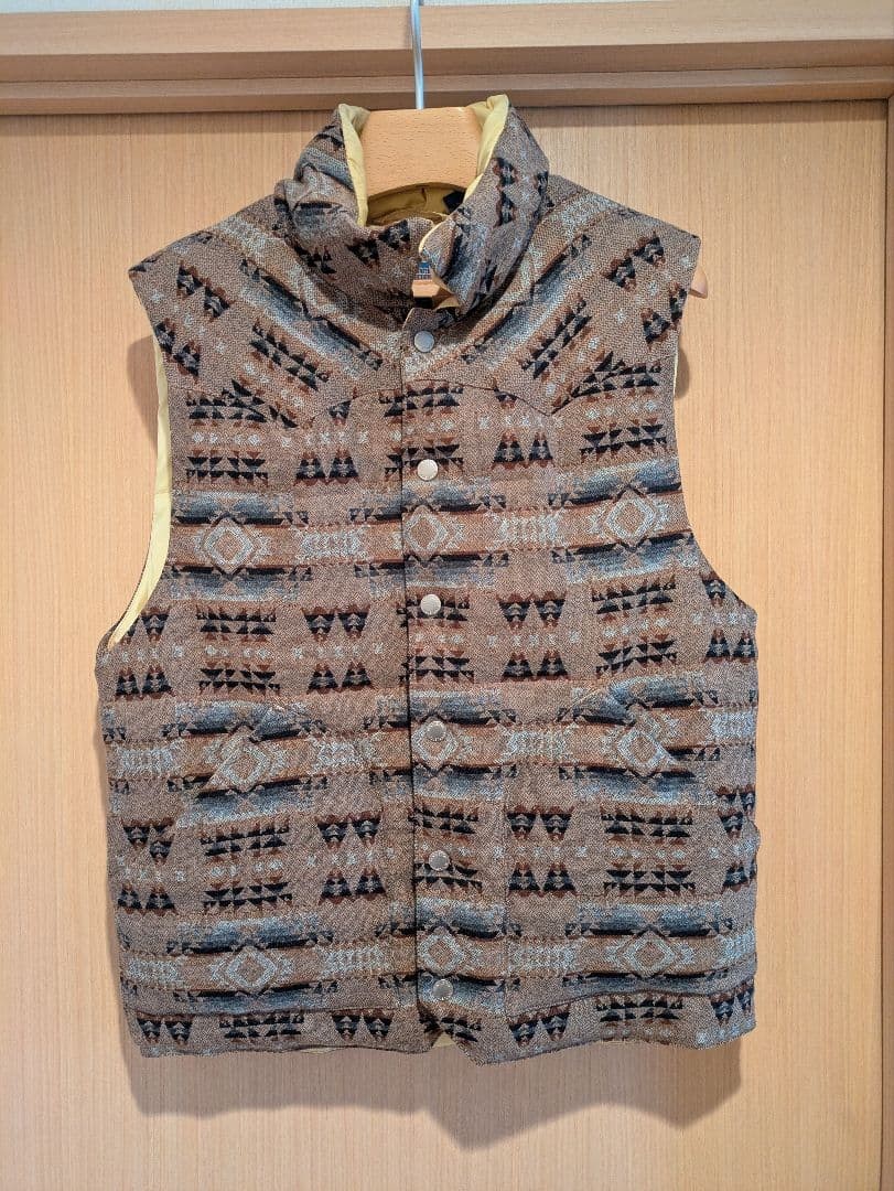 Pendleton x Beams Native Pattern Down Vest M Ligh… - image 1