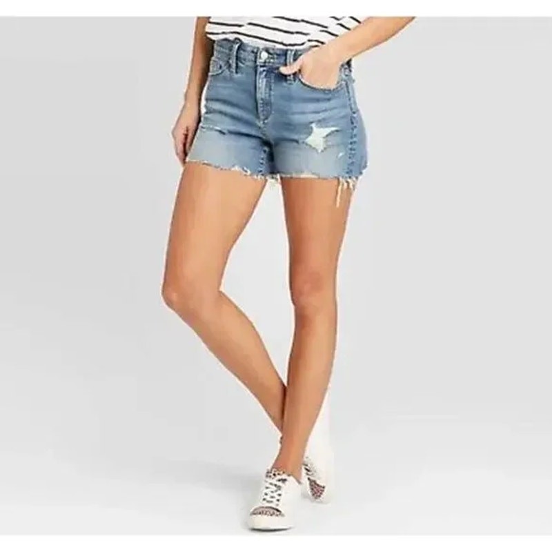 Universal Threads Medium Wash Blue Distressed Den… - image 1