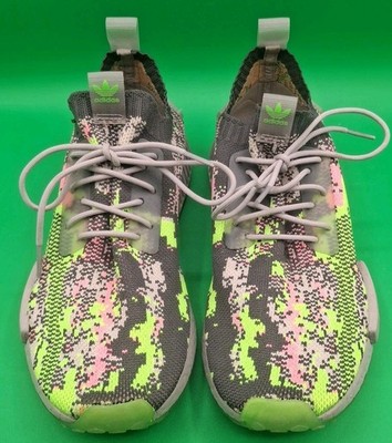 Adidas Originals mens US 8 EU 41.5  NMD_R1 Primeknit Hyper Pop lace up G57939