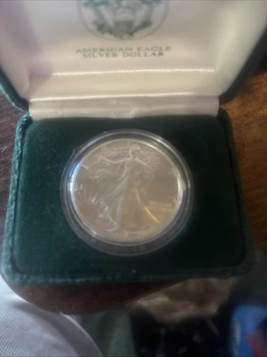 1989 1 oz Silver American Eagle (Brilliant Uncirculated)