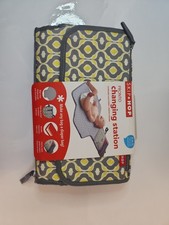 NWT Skip Hop Pronto Portable Baby Changing Station Diaper Pad Clutch Gray Wipeab