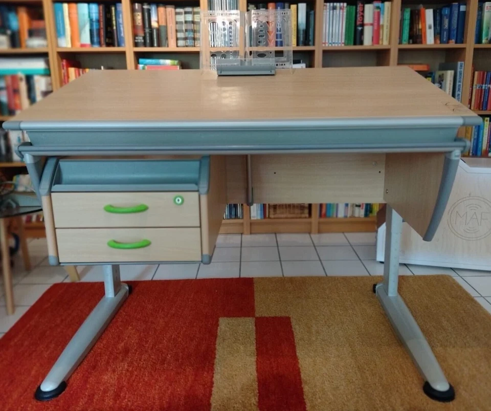 moll Kinderschreibtisch, höhenverstellbar, braun, H56-79xB115xT60,