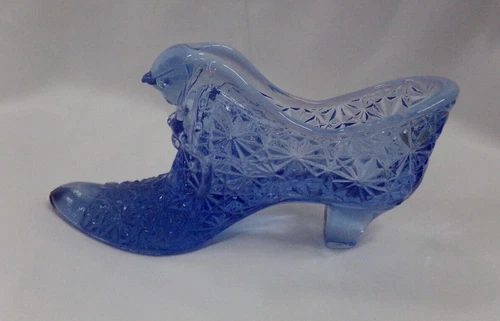 Fenton Blue Opalescent Glass Daisy & Button Shoe Cat Head Slipper Vintage Marked