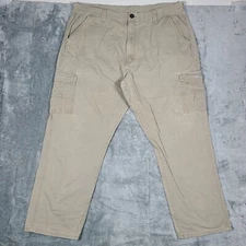 Wrangler Pants Men’s Size 42x32 Cargo Khaki Tan 70LEWGR Work