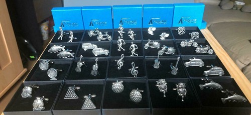 SMALL CLASSIC MC CAR PEWTER CUFFLINKS IN PRESENTATION GIFT BOX NEW - Picture 3 of 3