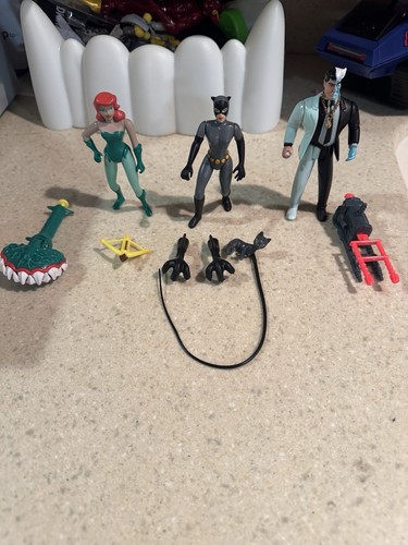 Vintage 1990's Kenner Batman the Animated Series TWO-FACE CAT WOMAN POSION IVEY