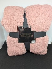 Pink Throw Blanket. 50"x 60" NWT