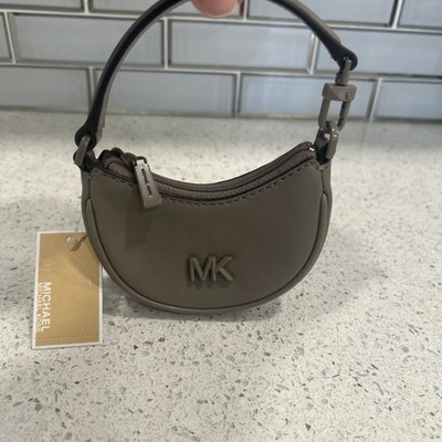 Michael Kors Kyla leather bag charming  Birch color.