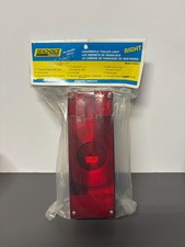 SEACHOICE 51931 Right Side 7-Function Low-Profile Submersible Trailer Light Used