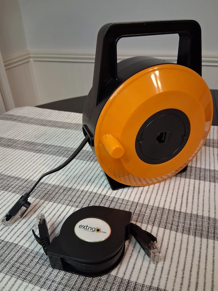 EXTNGO Retractable Network Cable Extender, 50 Ft (15 Meter) CAT 6 Ethernet Cable - Image 4 of 4