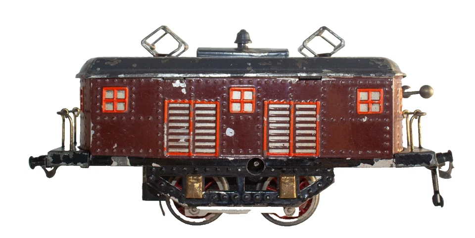 1915's German Bing Maroon 0-gauge Box Cab Clockwork Locomotive Train Set - Image 4 of 4